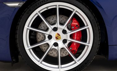 Porsche 718 Cayman GTS 4.0 8