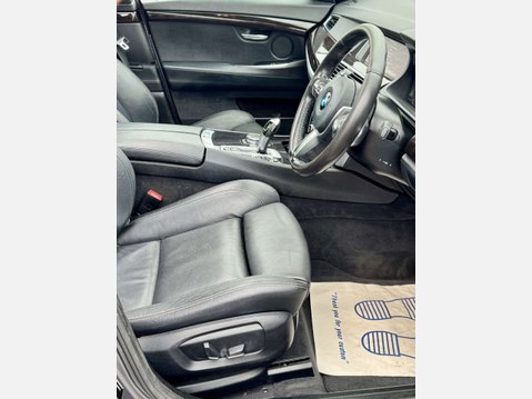 BMW 5 Series 2.0 520d M Sport Auto 5dr 8