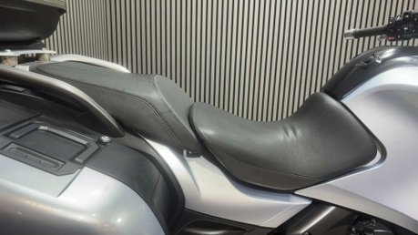 Triumph Trophy 1200 SE 2014 32K FULL LUGGAGE LONG MOT WARRANTY 1200CC 14