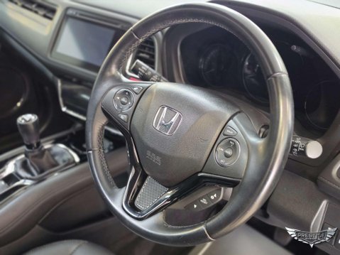 Honda HR-V 1.5 i-VTEC EX Euro 6 (s/s) 5dr 54