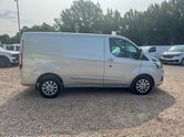 Ford Transit Custom SWB L1H1 Low Roof Limited 280 Air Con Alloys Sensors EURO 6 5