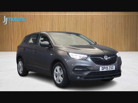 Vauxhall Grandland X 1.2 Turbo GPF SE SUV 5dr Petrol Manual Euro 6 (s/s) (130 ps) 1