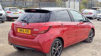 Toyota Yaris 1.5 VVT-h Design Hatchback 5dr Petrol Hybrid E-CVT Euro 6 (101 ps) 15