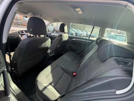 Volkswagen Golf MATCH TDI 12
