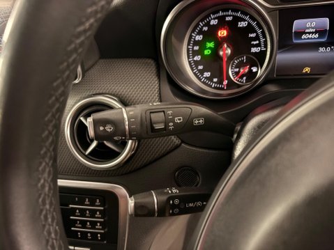 Mercedes-Benz GLA 1.6 GLA200 SE (Executive) Euro 6 (s/s) 5dr 26