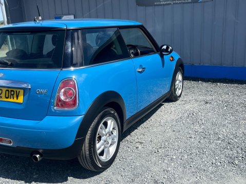 Mini Hatch 1.6 One Euro 5 3dr 60