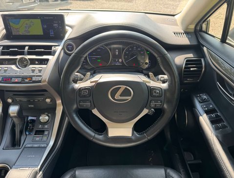 Lexus NX 2.5 NX 300h Takumi CVT 4WD 5dr 22