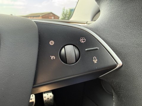 Tesla Model 3 (Dual Motor) Long Range Saloon 4dr Electric Auto 4WDE (306 ps) 37
