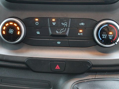 Ford Transit Custom 2.0 300 EcoBlue Trend Panel Van 5dr Diesel Manual L1 H1 Euro 6 (105 ps) 17