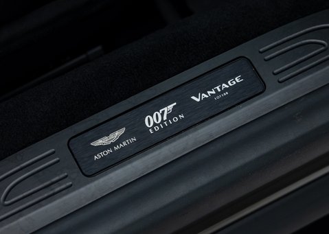 Aston Martin Vantage 007 Edition