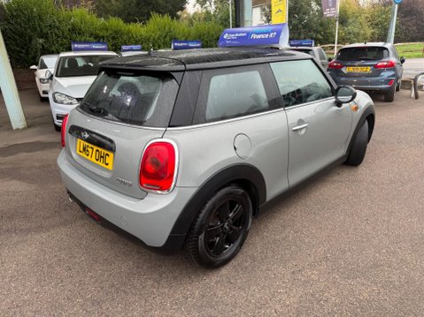 Mini Hatch 1.5 Cooper Euro 6 (s/s) 3dr 13