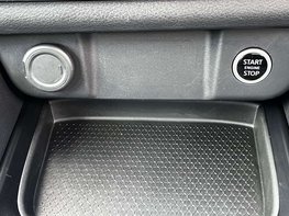 Nissan Qashqai 1.3 Qashqai Acenta Premium DiG-T MHEV CVT 5dr 53