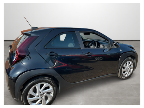 Toyota Aygo X 1.0 VVT-i Pure 5dr 9
