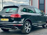 Volkswagen Touareg 3.0 TDI V6 BlueMotion Tech R-Line SUV 5dr Diesel Tiptronic 4WD Euro 6 (s/s) 4