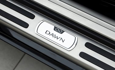 Rolls-Royce Dawn Black Badge 23