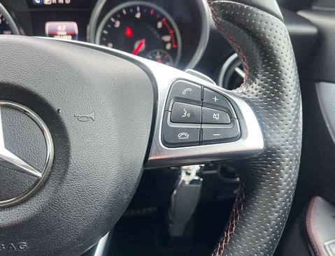 Mercedes-Benz SLC 2.1 SLC 250 D AMG Line Auto 2dr 33