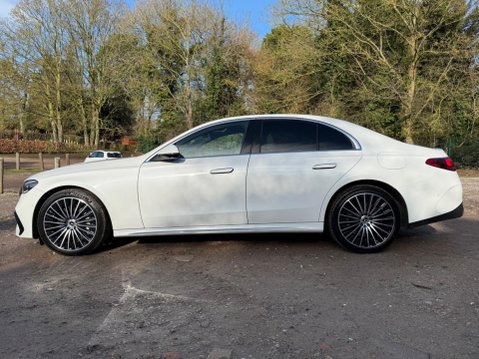 Mercedes-Benz E Class 2.0 E300e 25.4kWh AMG Line (Premium Plus) G-Tronic Euro 6 (s/s) 4dr 6