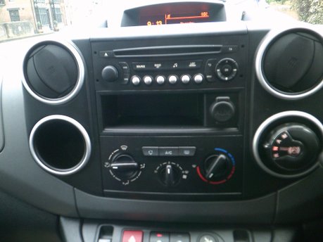 Citroen Berlingo Multispace BLUEHDI FEEL EDITION ETG6 WHEELCHAIR CONVERTED VEHICLE 17