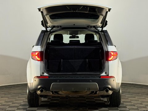 Land Rover Discovery Sport TD4 SE TECH 8