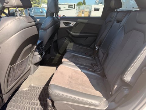 Audi Q7 3.0 TDI V6 S line Tiptronic quattro Euro 6 (s/s) 5dr 23