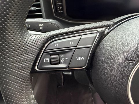 Audi A1 SPORTBACK TFSI S LINE 38