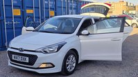 Hyundai i20 1.4 SE Hatchback 5dr Petrol Auto Euro 6 (100 ps) 9