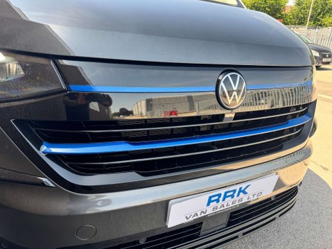 Volkswagen Transporter 2.0 TDI T28 Commerce Plus Panel Van 5dr Diesel Manual FWD SWB Euro 6 (s/s) 40