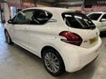 Peugeot 208 ALLURE 6