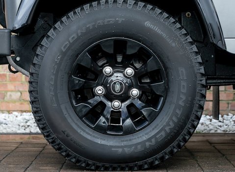 Land Rover Defender 90 Autobiography Edition 10
