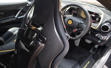 Ferrari 812 Superfast 13