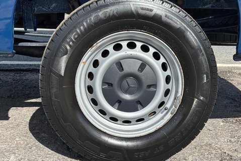 Mercedes-Benz Sprinter 316 Cdi Mwb Lr 4x4 Panel Van - Diff Lock / Low Range / Rear Camera 33