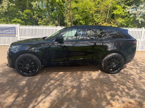 Land Rover Range Rover Velar R-DYNAMIC SE 18