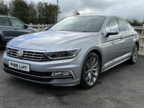 Volkswagen Passat 2.0 TDI R-Line Euro 6 (s/s) 4dr 8
