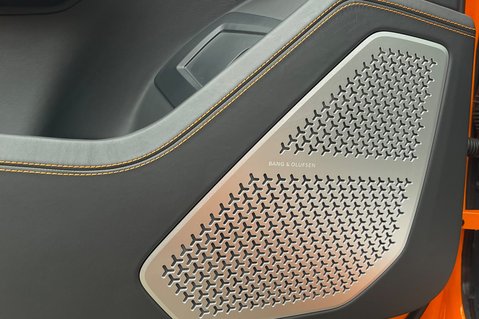 Lamborghini Urus V8 - ORANGE -AKRAPOVIC EXHAUST -PAN ROOF -B&O-MASSAGE SEATS-BLIND SPOT -ACC 29