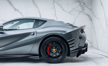 Ferrari 812 Competizione 47