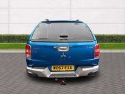 Mitsubishi L200 2.4 L200 Barbarian DI-D Auto 4WD 6