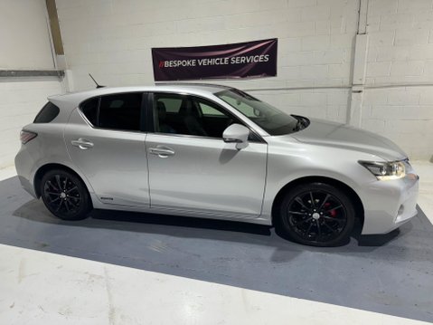 Lexus CT 1.8 200h SE-L CVT Euro 5 (s/s) 5dr 7
