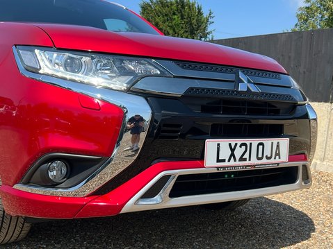Mitsubishi Outlander PHEV DYNAMIC 16