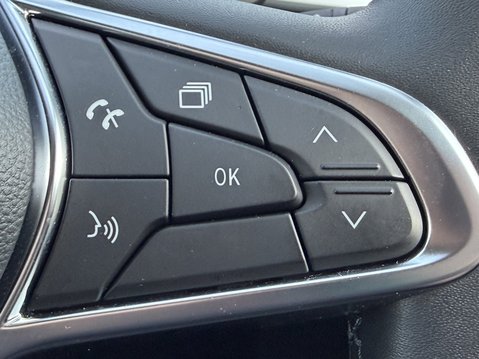 Renault Captur 1.6 E-Tech full hybrid 145 Evolution 5dr Auto 32