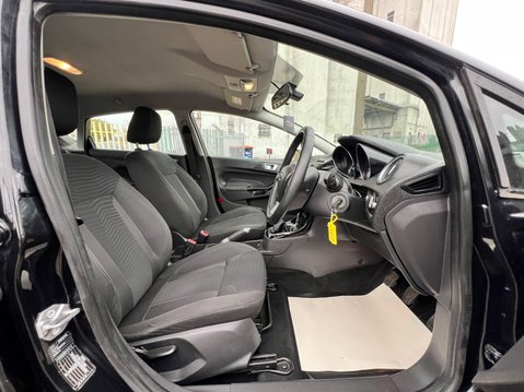 Ford Fiesta ZETEC 31