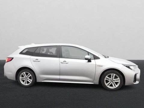 Suzuki Swace MOTION 4