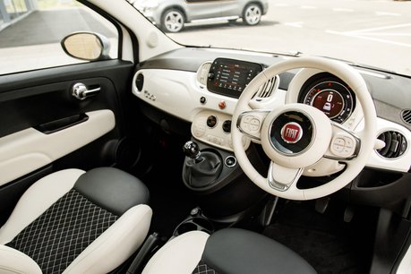 Fiat 500 DOLCEVITA PLUS MHEV