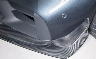 Mercedes-Benz AMG GT R PRO 31