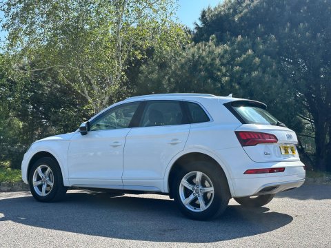 Audi Q5 2.0 TDI Sport S Tronic quattro Euro 6 (s/s) 5dr 29