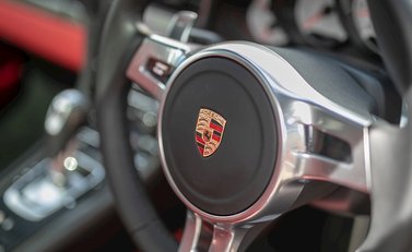 Porsche 911 (991) Turbo S 25