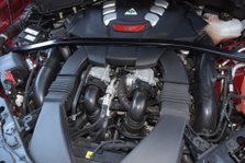 Alfa Romeo Stelvio V6 Biturbo Quadrifoglio 45