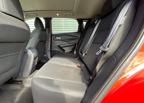 Nissan Qashqai DIG-T ACENTA PREMIUM MHEV 15