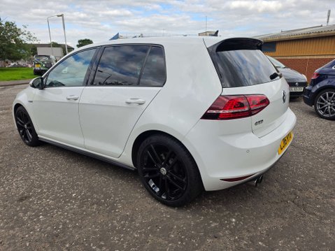 Volkswagen Golf 2.0 Golf GTD Semi-Auto 5dr 33