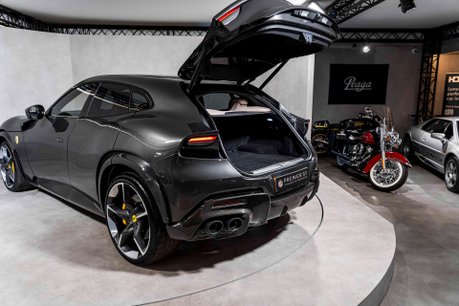 Ferrari Purosangue HUGE SPEC. WARRANTY. HISTORIC PAINT. CARBON INT/EXT PACK. PANO ROOF. 74