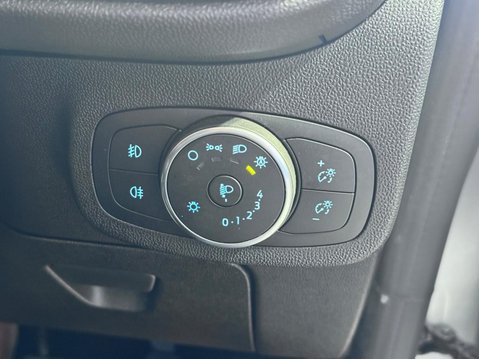 Ford Fiesta 1.0T EcoBoost Titanium Euro 6 (s/s) 5dr 24